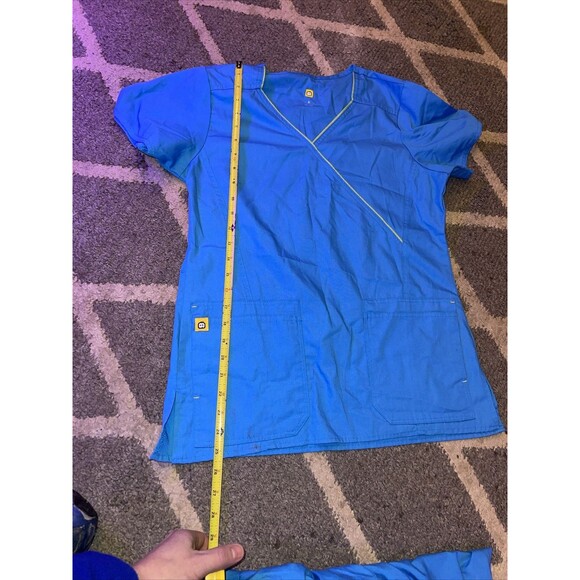 Spread Good Cheer Scrubs Top & Pants Set  Womens Sz Small Blue - Picture 6 of 11